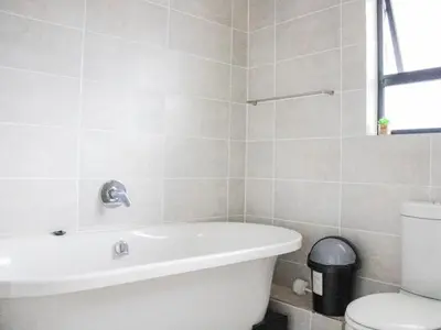 Gallery image of 6 The Blyde Crystal Clear Lagoon 2 Bedroom Apartment in Pretoria