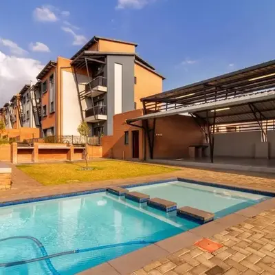 The Waterfallcity Charm next to Mall of Africa