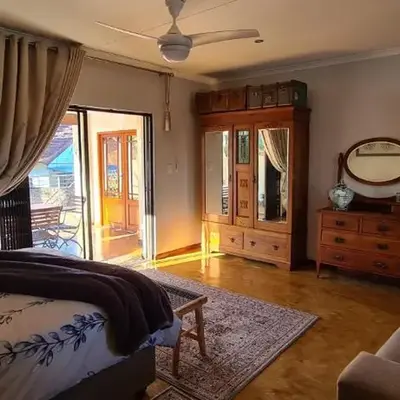 Upstairs R-2 Self-Catering Unit