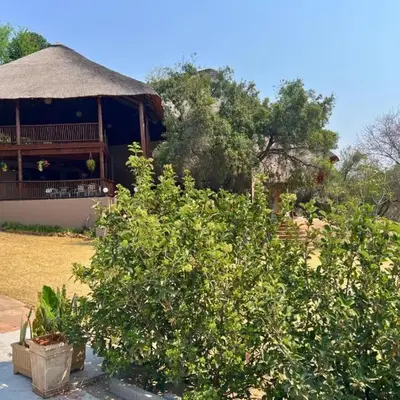 Motozi Lodge
