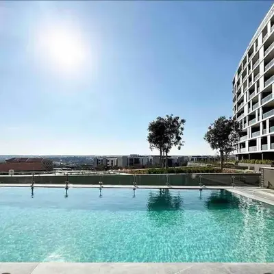 Ellipse Waterfall Luxury Apartment