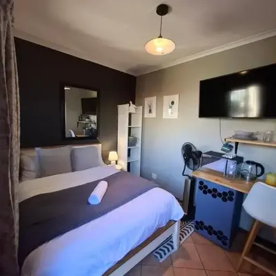 Cozy City Studio Escape