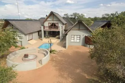 Gallery image of Zebula Golf and Wildlife Estate - Hornbill Paradise Pax 8 - Moi Signature Luxury villa in Mabula