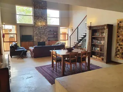 Gallery image of Zebula Golf and Wildlife Estate - Nagapie 12 Pax- Moi Signature Luxury villa in Mabula