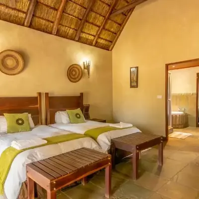 Zebula Golf and Wildlife Estate - Oryx Walkway Pax 16 - Moi Signature Luxury villa
