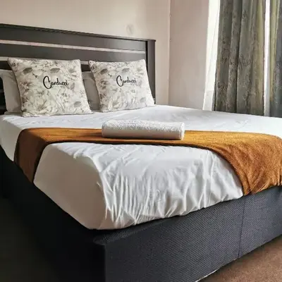 GLESTER GUEST HOUSE