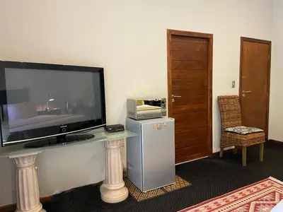 Gallery image of Hill Top Villa - Private Room In A Home in Hazyview