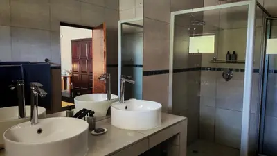 Gallery image of Hill Top Villa - Private Room In A Home in Hazyview