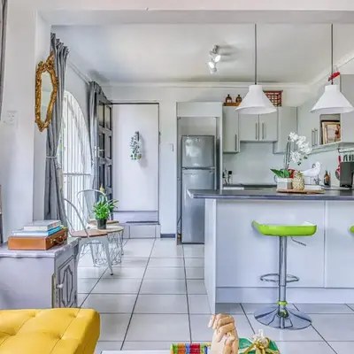 Chic Midtown Studio-1 Bed-solar-pool-fibre-samrand