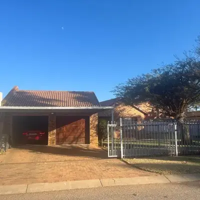 Centurion Family House