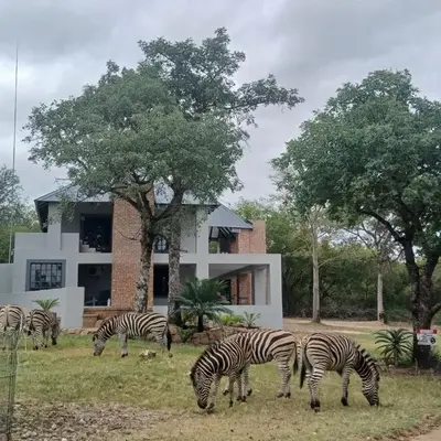 Tswenyane Kruger Riverview Apartments