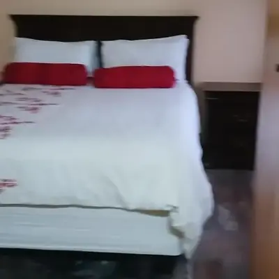 Bright Light self catering