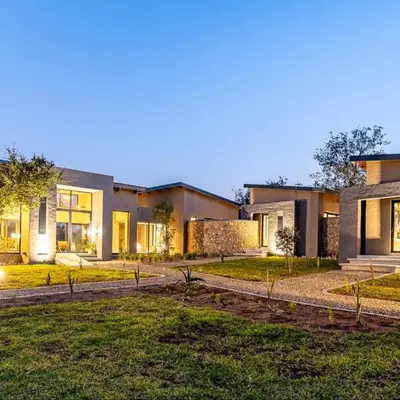 Nare Bush Lodge