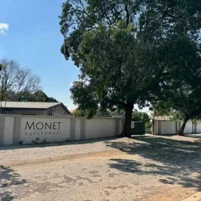 Monet Guesthouse