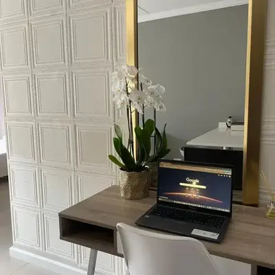 1 Bedroom Sleek