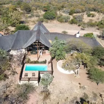 205 Zebula 4 Bedroom with 2 bedroom Cottage