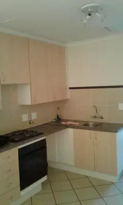 Gallery image of Bachelor to Rent at Wonderpark Estates in Pretoria