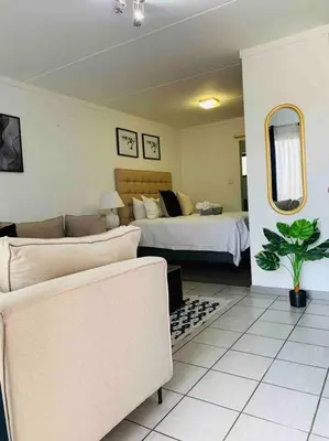 Gallery image of Stunning 1-bedroom self check-in condo with pool in Sandton