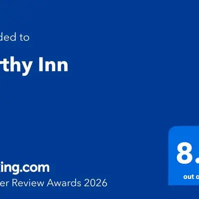 Earthy Inn