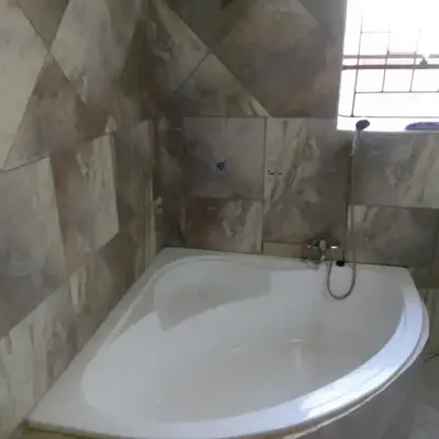 Thiwani Guest House