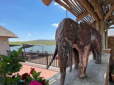 Gallery image of Millys Restaurant and Chalets in Machadodorp