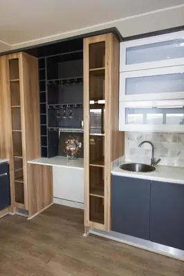 a kitchen with a sink and a counter top at Mi Casa Su Casa Dullstroom luxury family Villa 12 sleeper in Dullstroom
