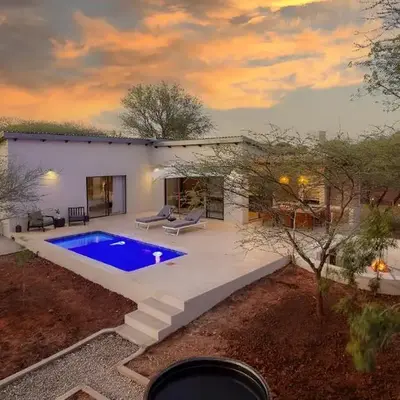 Pillows Luxury Safari Villa