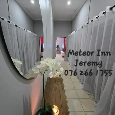 Meteor inn