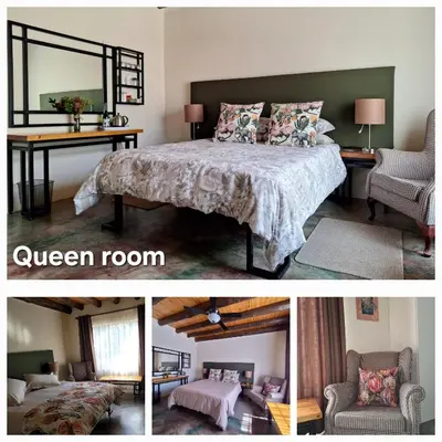 a bedroom with a bed and a room with a queen room at Ouma se Huis in Tierpoort