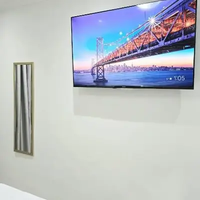 HMT Exquisite Spaces