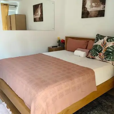 EasyStay Hideaway