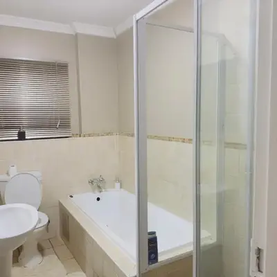 Luxury two bedrooms apartment in Witbank overnight accommodation