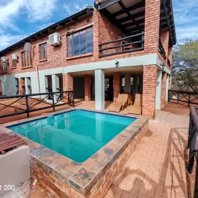 Lion's Pride - Marloth Park