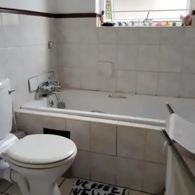 Sunninghill apartment