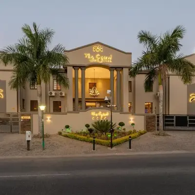 The Cycad Lodge & Chalets