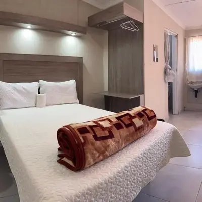 Private 4 Double Room Guest Wing