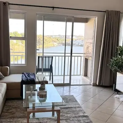 Luxury Lakeview Retreat
