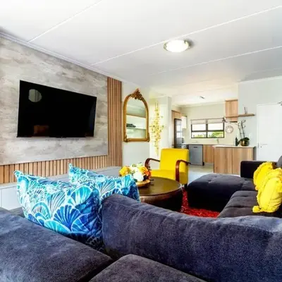 AlimamaSpaces Farais Whisken Apartment
