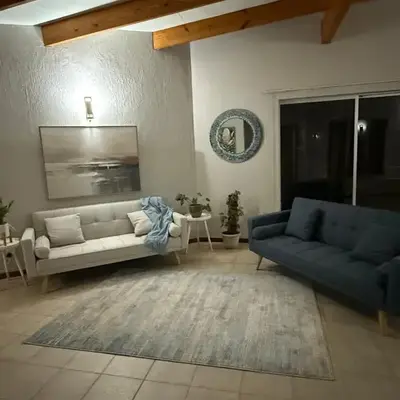 Catrachos Place
