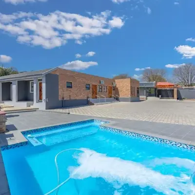 Kuhle Guesthouse