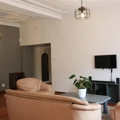 326onMackenzieSt