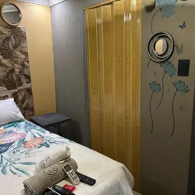 Lake boutique hotel empire