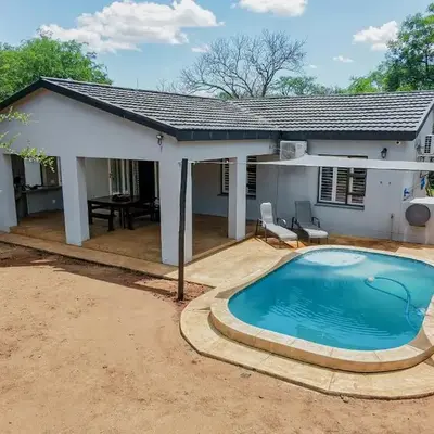 Stripes & Sunsets Marloth Park - Self catering