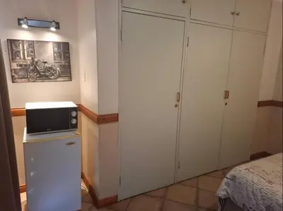 Gallery image of The Clubhouse Guesthouse in Rooihuiskraal