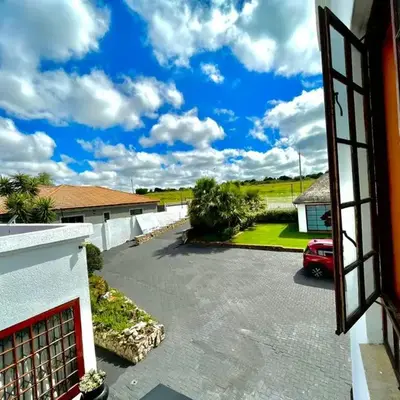 Spacious Entire place with Balcony