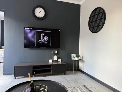 Gallery image of indawo lifestyle apartment in Midrand