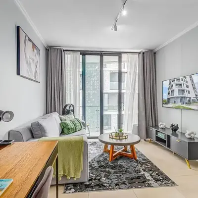 4316 Ellipse luxury Apartment