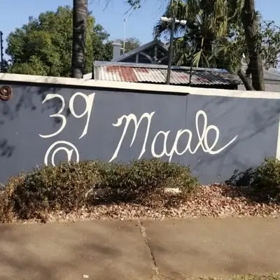 39 Maple