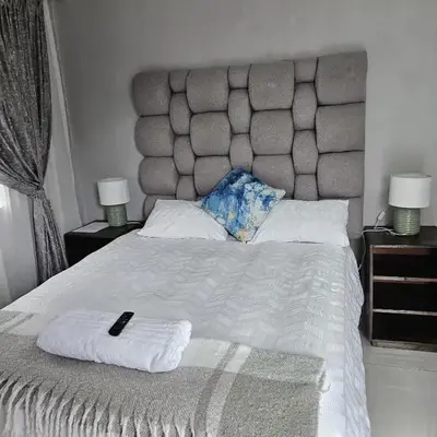 14 Isabel Room 2