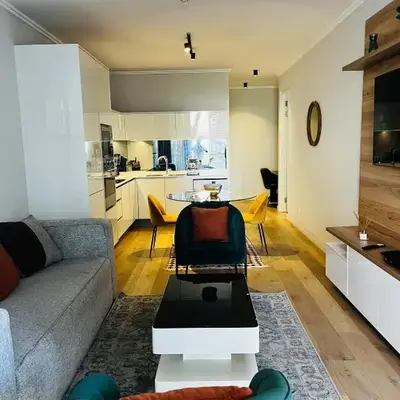 Ellipse Waterfall 2BR with Pool